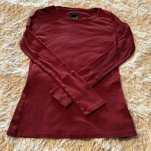 Lily & Lottie Long-Sleeve Tee, size S.